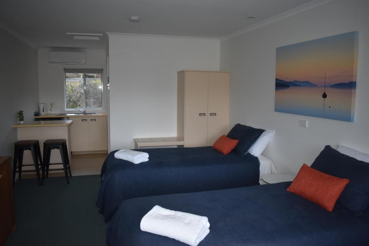 Kermandie Hotel Port Huon Exterior photo