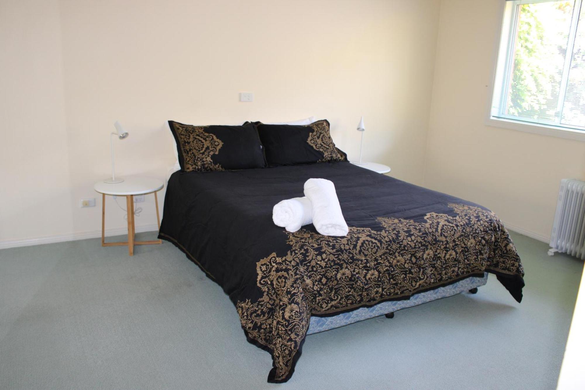 Kermandie Hotel Port Huon Exterior photo